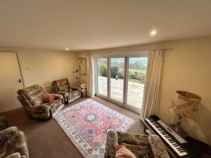 Photo 8- click for photo gallery